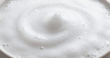 creating smooth bubbly milk