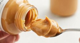 using peanut butter as a lid opener